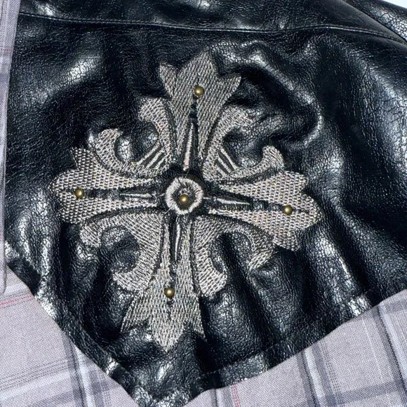 Fender Rock & Roll Religion Western Shirt XL – Leather Trim, Embroidered - Picture 4 of 6